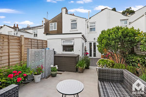 Photo 21- click for photo gallery